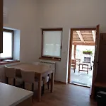 G House 3*