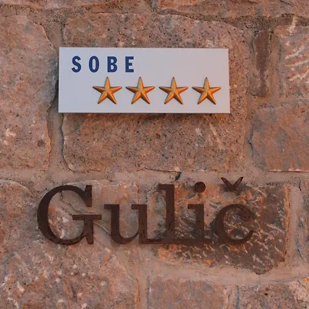 Affittacamere G House 4*