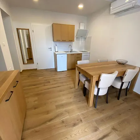 G House Gæstehus 4*