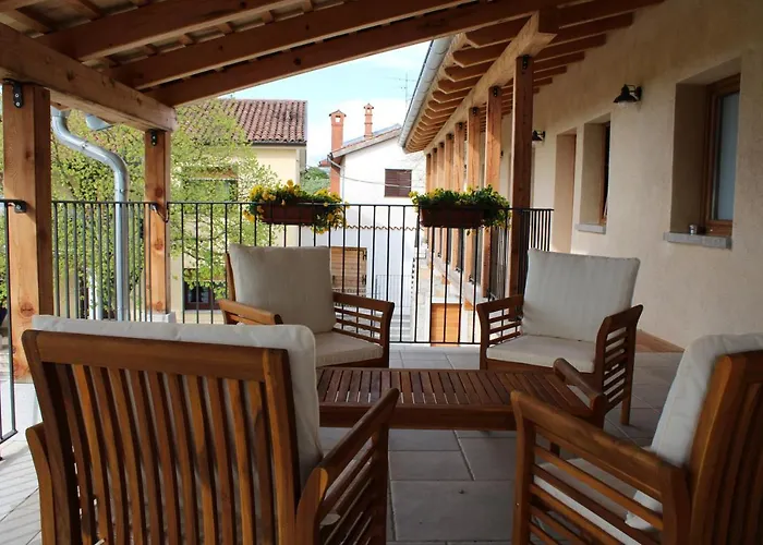 Гостевой дом G House Dutovlje